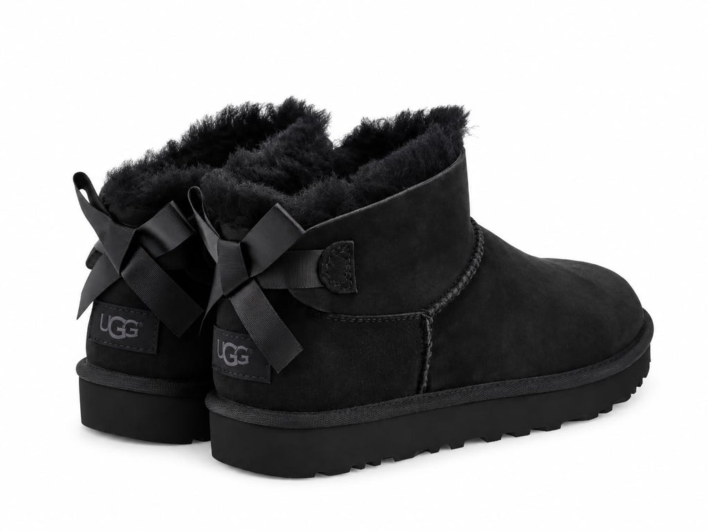 UGG Ultra Mini Bailey Bow Boot black